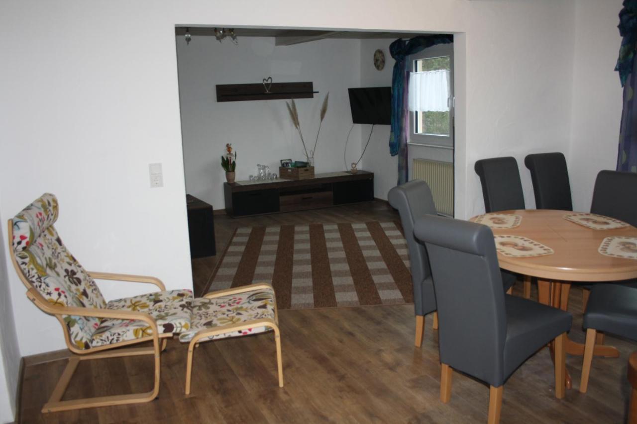 Heusweiler Chiaras Ferienwohnung מראה חיצוני תמונה